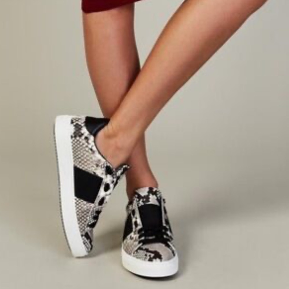 M. Gemi The Volata Snakeskin Print Leather Sneaker Size IT37 US 7